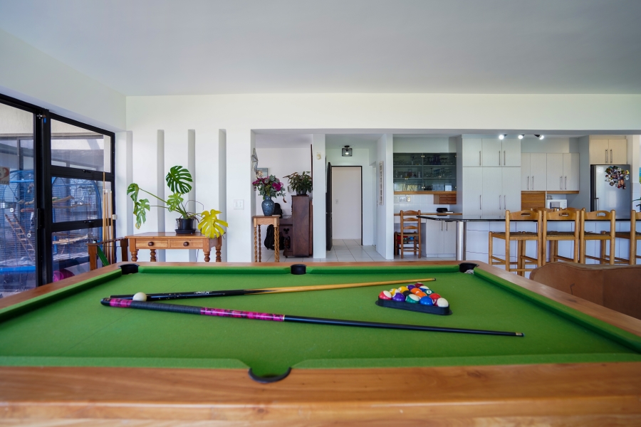 4 Bedroom Property for Sale in Van Riebeeckstrand Western Cape